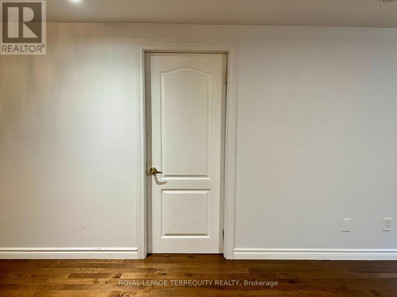 Lower - 896 Fourth Street, Mississauga, Ontario  L5E 1J6 - Photo 44 - W13647680