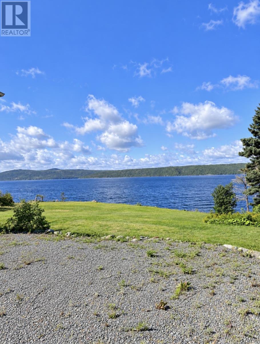 1150 Random Island Road, Weybridge — photo 2