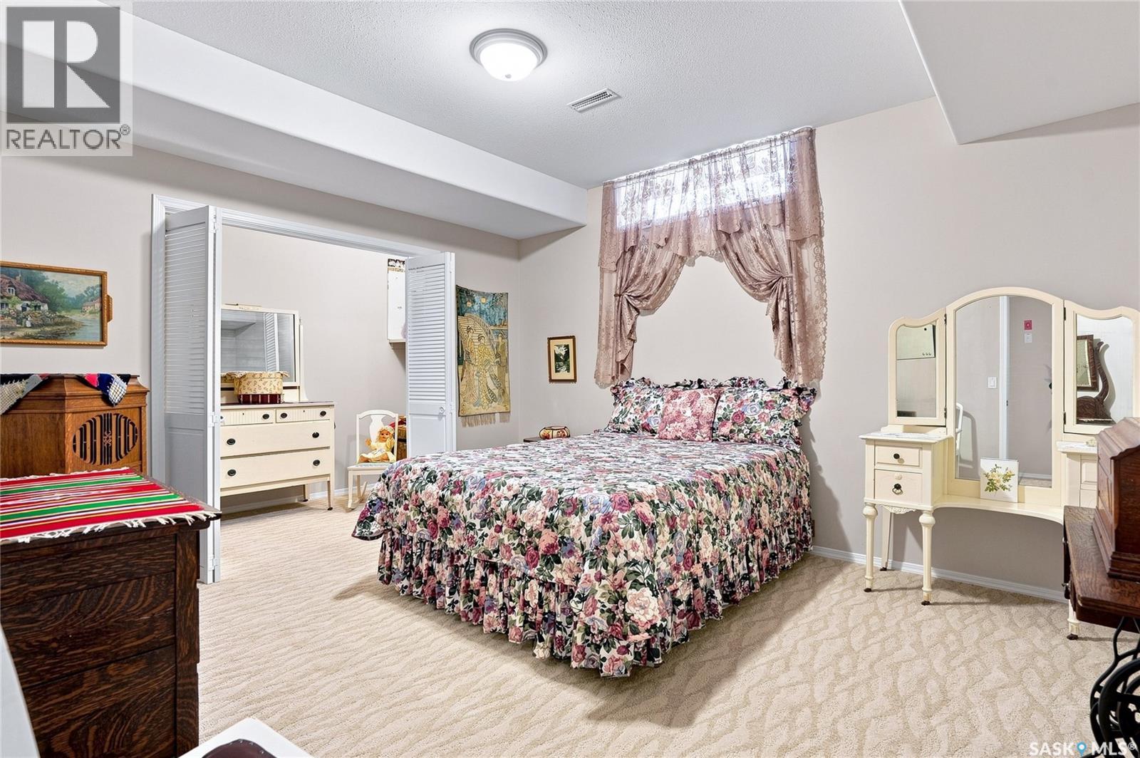 163 Blackburn Crescent, Saskatoon, Saskatchewan  S7V 1E7 - Photo 31 - SK048323