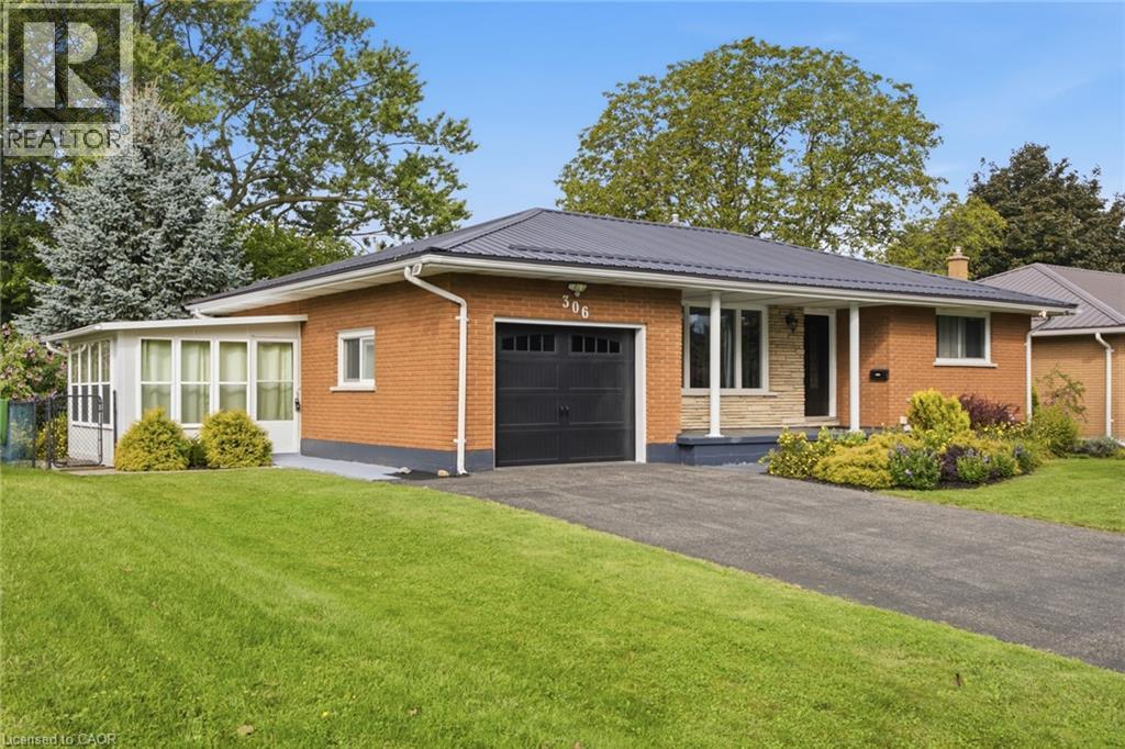 306 Adams Avenue, Delhi, Ontario  N4B 2Y5 - Photo 1 - 40861505