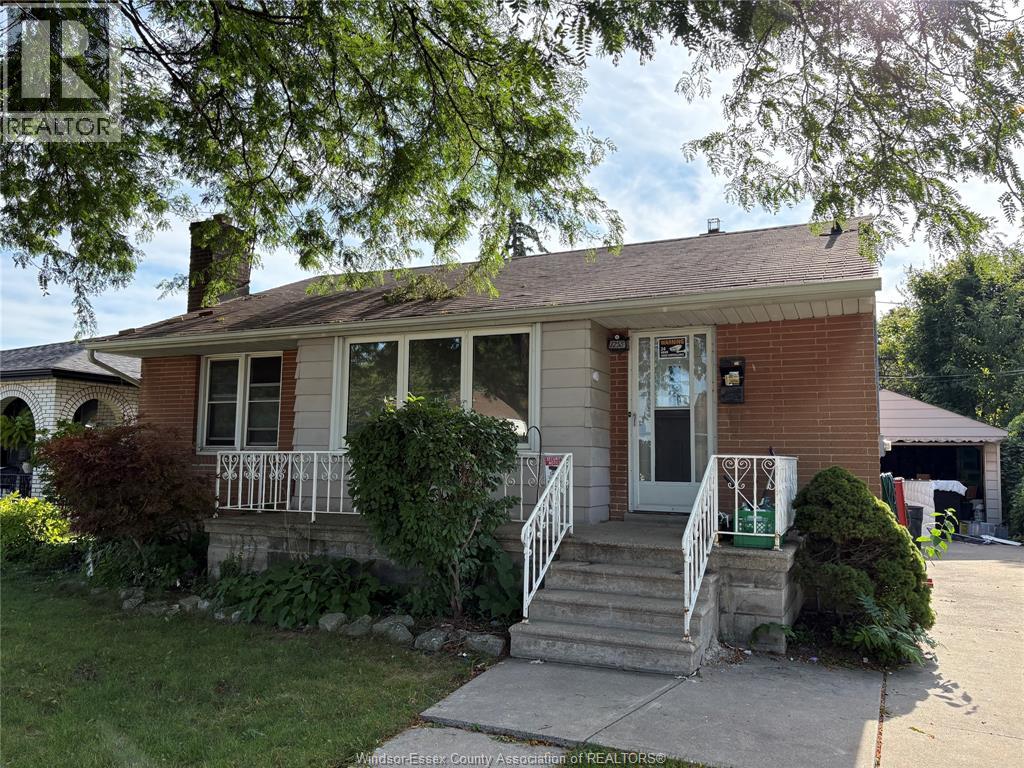 MLS# 26022455: 1255 DOT, Windsor, Canada