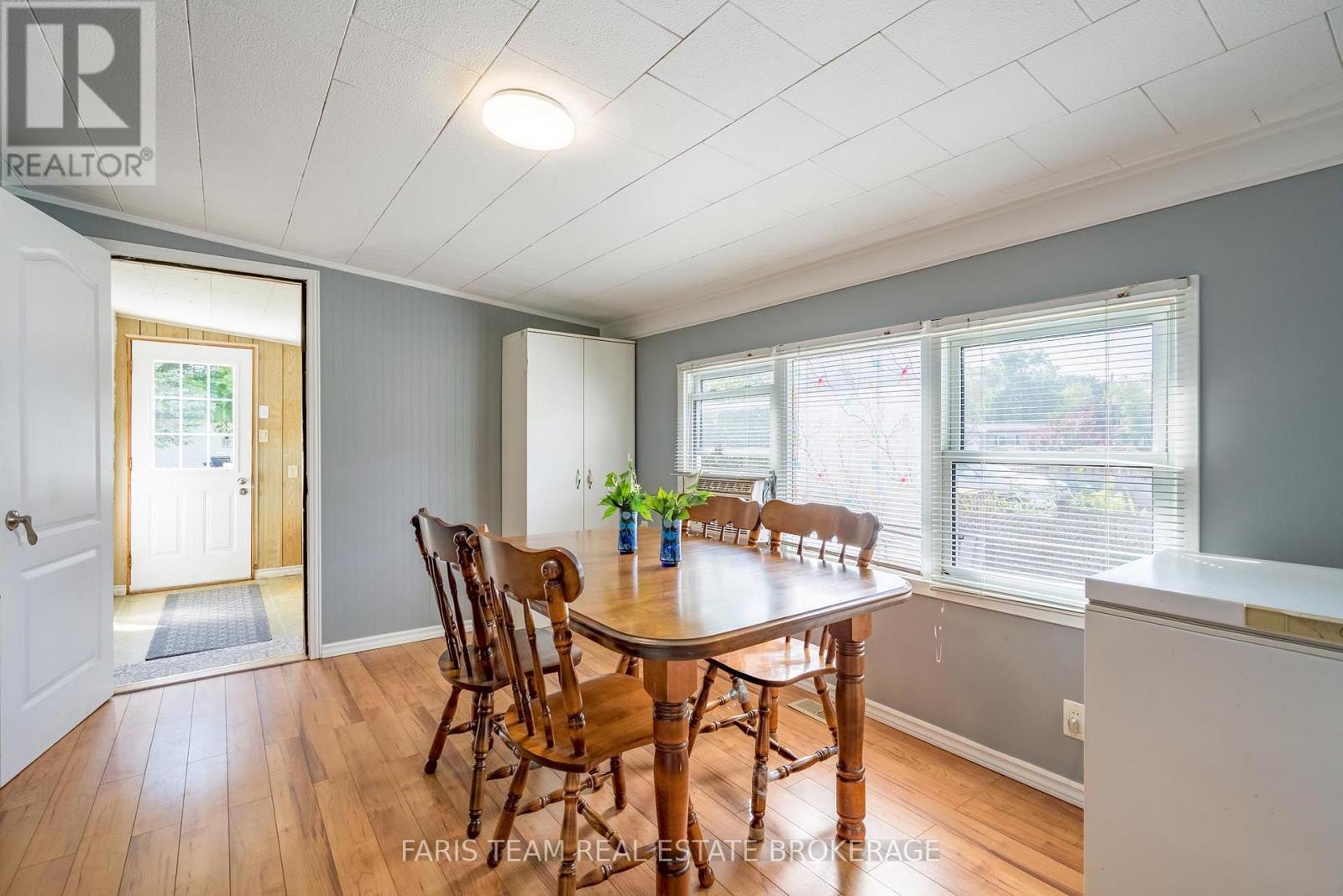 12 Centre Park Road, Essa, Ontario  L0M 1B1 - Photo 10 - N13777150