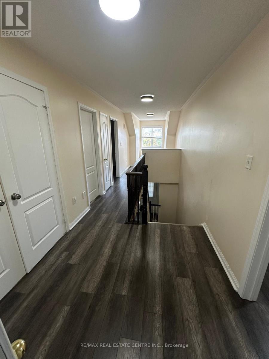 Main - 10 Chudleigh Avenue, Brampton, Ontario  L6X 0N1 - Photo 15 - W13747612