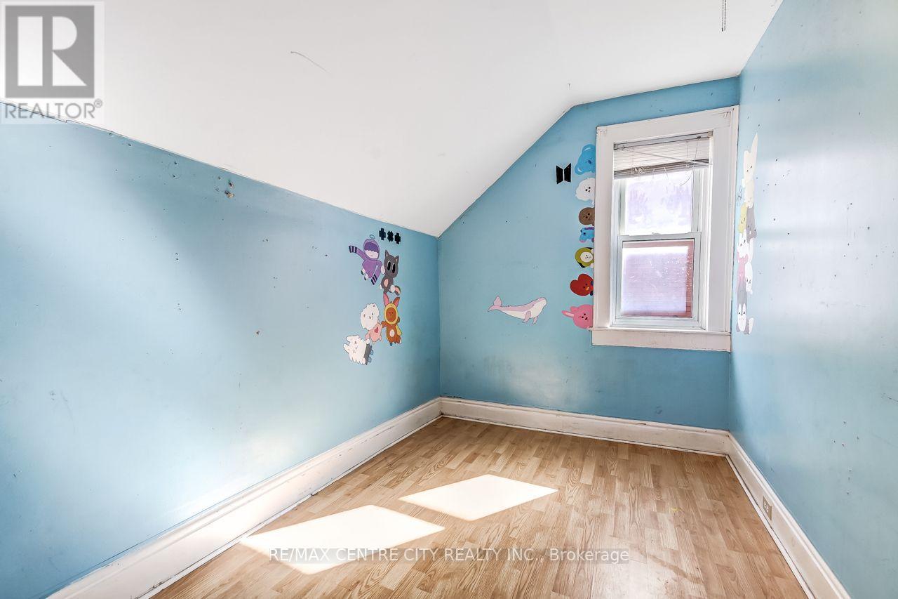 45 Locust Street, St. Thomas, Ontario  N5R 2C2 - Photo 16 - X13779048