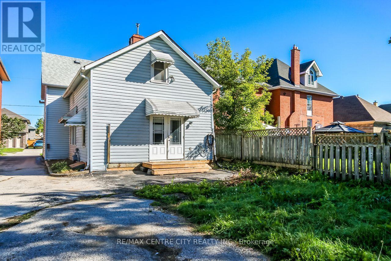 45 Locust Street, St. Thomas, Ontario  N5R 2C2 - Photo 19 - X13779048