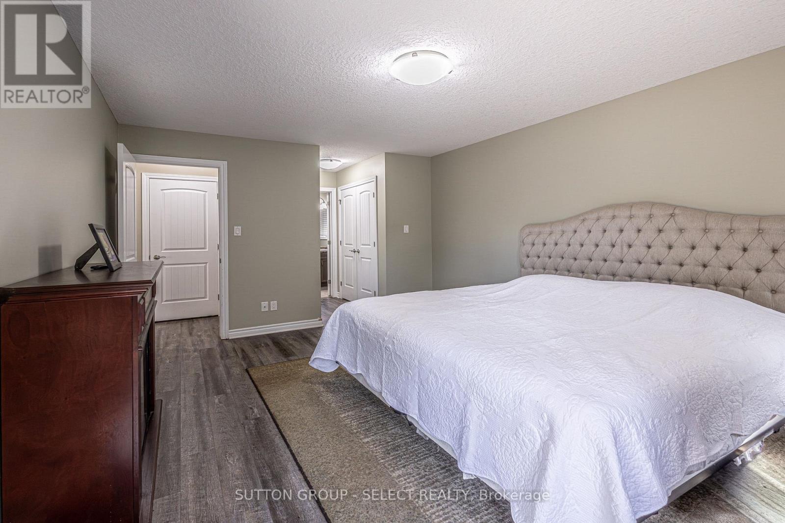 24 Brooker Trail, Thames Centre, Ontario  N0M 2P0 - Photo 20 - X13779098
