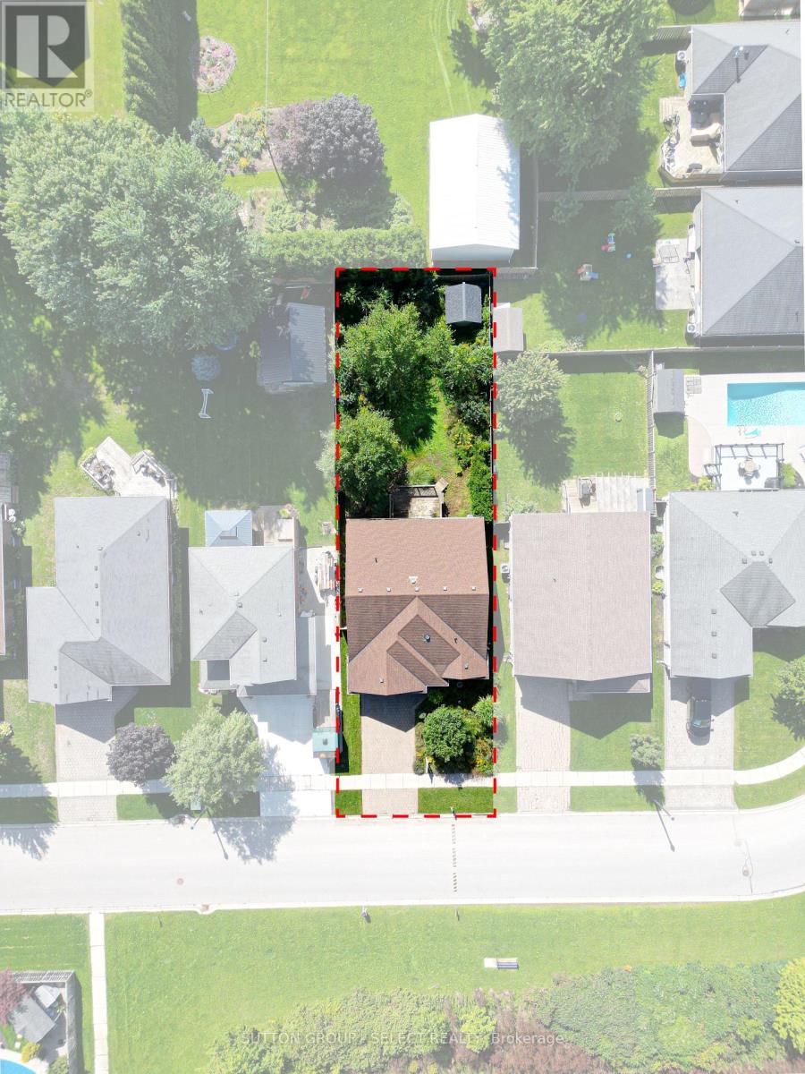 24 Brooker Trail, Thames Centre, Ontario  N0M 2P0 - Photo 3 - X13779098