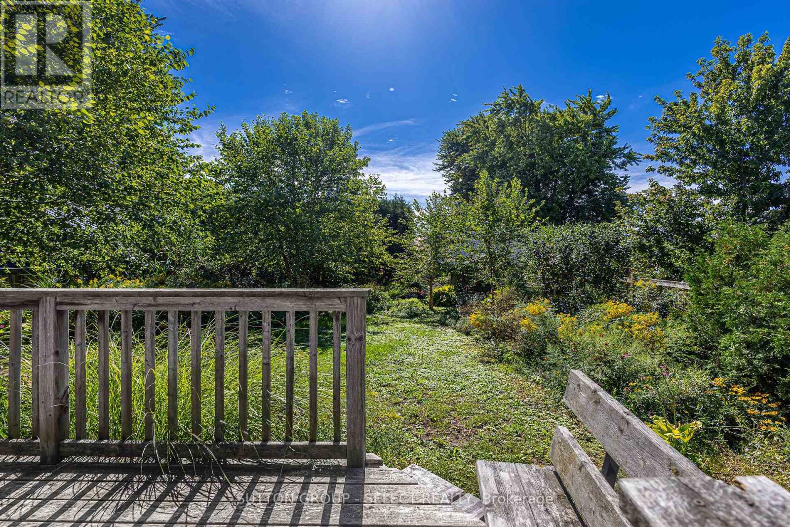 24 Brooker Trail, Thames Centre, Ontario  N0M 2P0 - Photo 33 - X13779098