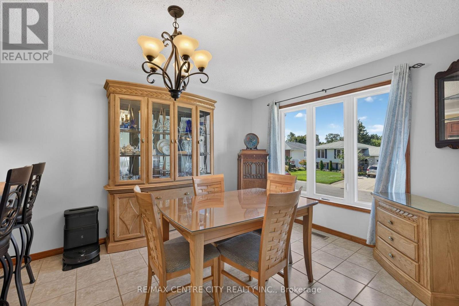 59 Westgate Avenue, Strathroy-Caradoc, Ontario  N7G 3S9 - Photo 12 - X13779206