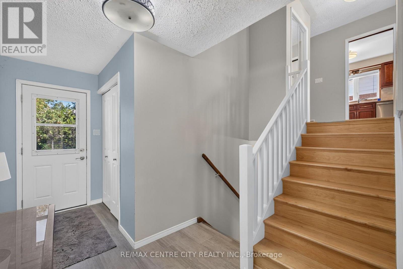 59 Westgate Avenue, Strathroy-Caradoc, Ontario  N7G 3S9 - Photo 3 - X13779206