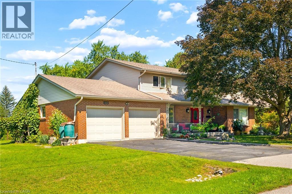 142 Carson Drive, Kitchener, Ontario  N2B 2Z2 - Photo 3 - 40858275