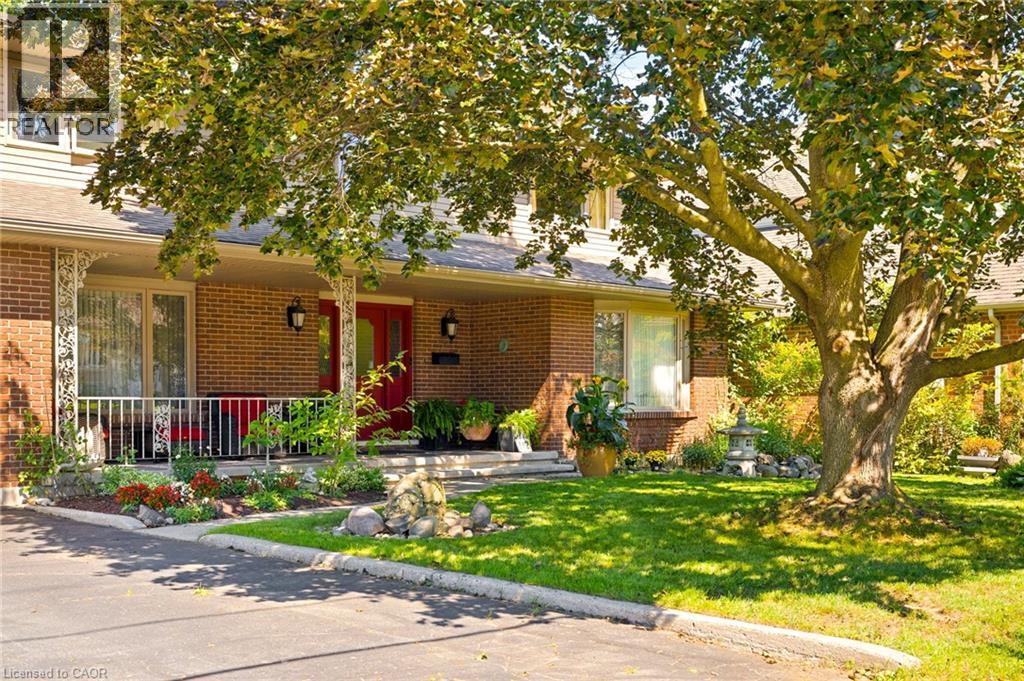 142 Carson Drive, Kitchener, Ontario  N2B 2Z2 - Photo 4 - 40858275