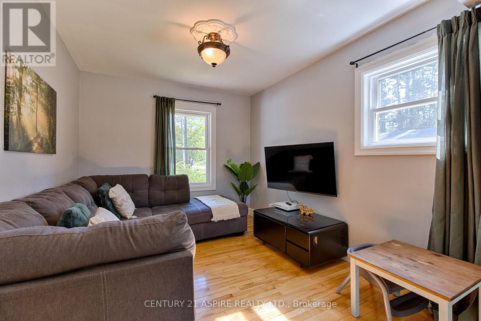 2 Thomson Crescent, Deep River, Ontario  K0J 1P0 - Photo 11 - X13779102