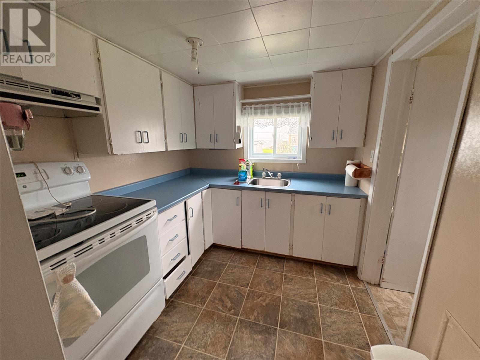 8 Buttons Road, Port aux Basques — photo 2
