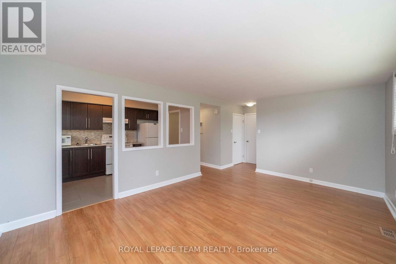 676 Borthwick Avenue, Ottawa, Ontario  K1K 2M2 - Photo 11 - X13779258
