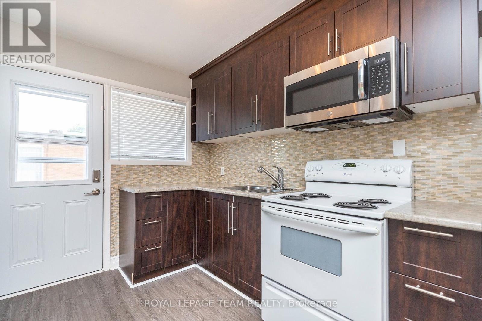 676 Borthwick Avenue, Ottawa, Ontario  K1K 2M2 - Photo 35 - X13779258