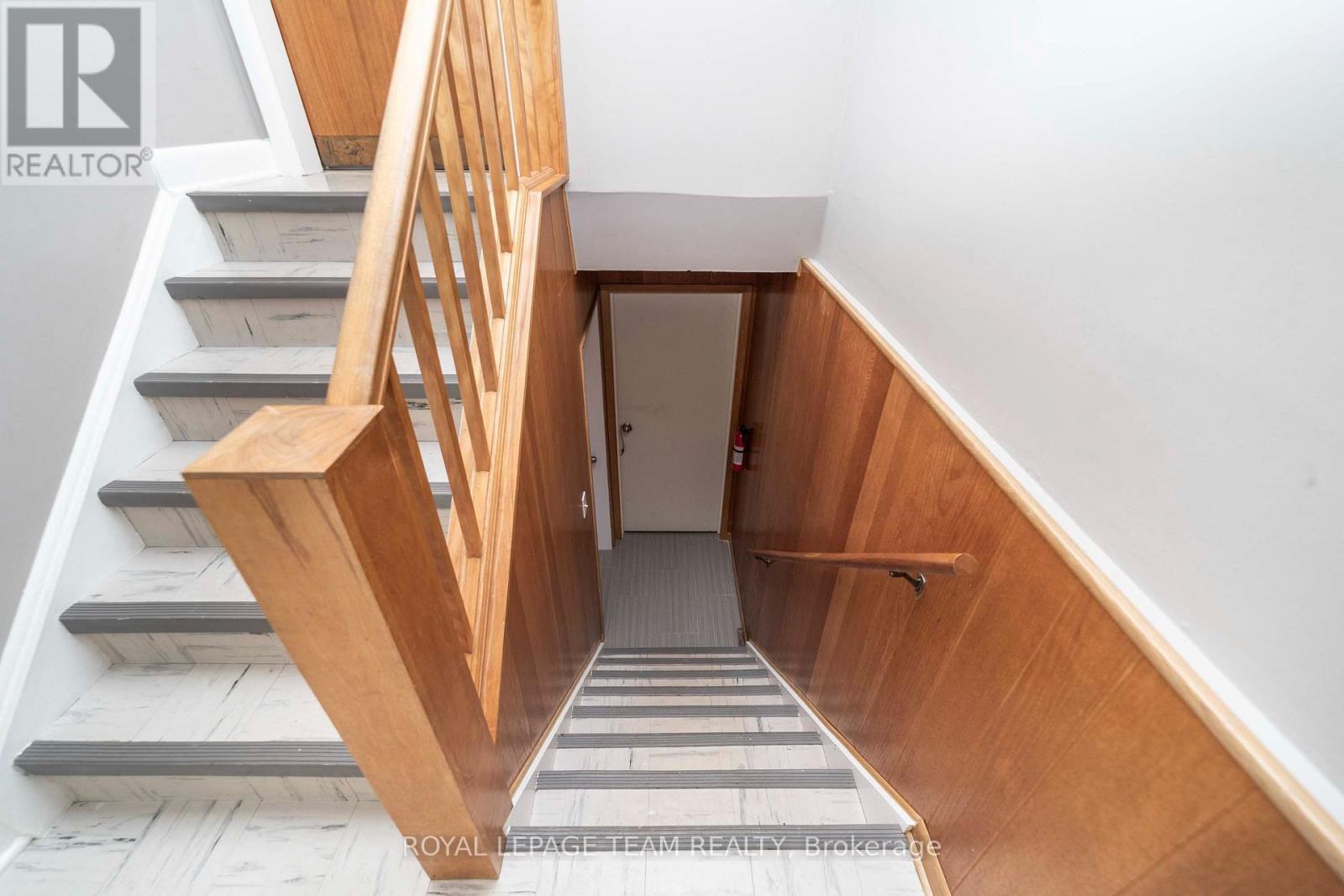 676 Borthwick Avenue, Ottawa, Ontario  K1K 2M2 - Photo 6 - X13779258