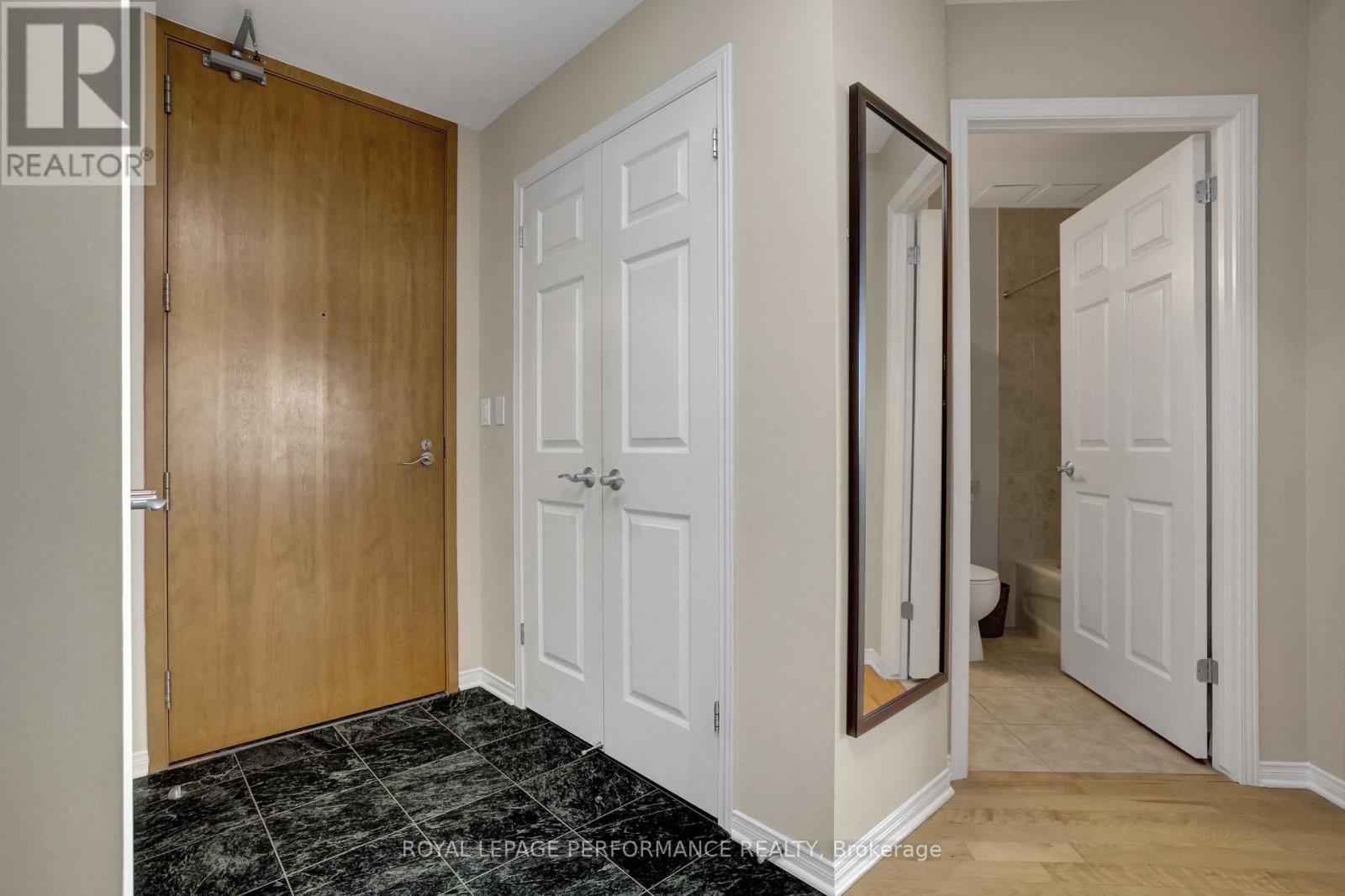 2603 - 38 Metropole Private, Ottawa, Ontario  K1Z 1E9 - Photo 2 - X13779296