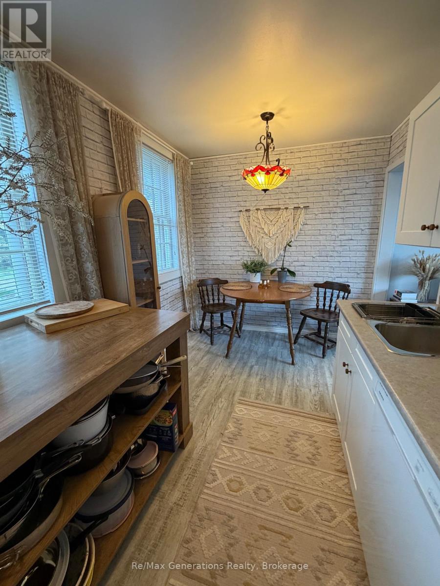77 Yawkey Avenue, Marathon, Ontario  P0T 2E0 - Photo 11 - X13779148