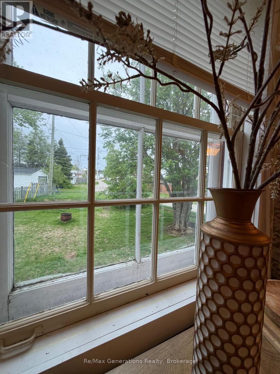 77 Yawkey Avenue, Marathon, Ontario  P0T 2E0 - Photo 12 - X13779148