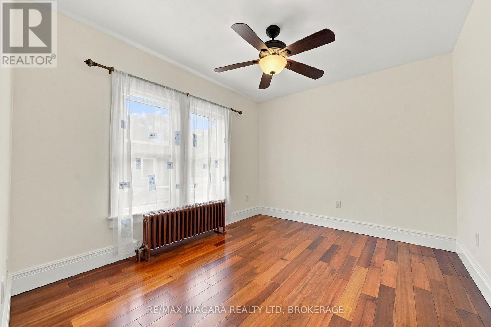 8 Trafalgar Street, St. Catharines, Ontario  L2R 3L7 - Photo 29 - X13779212