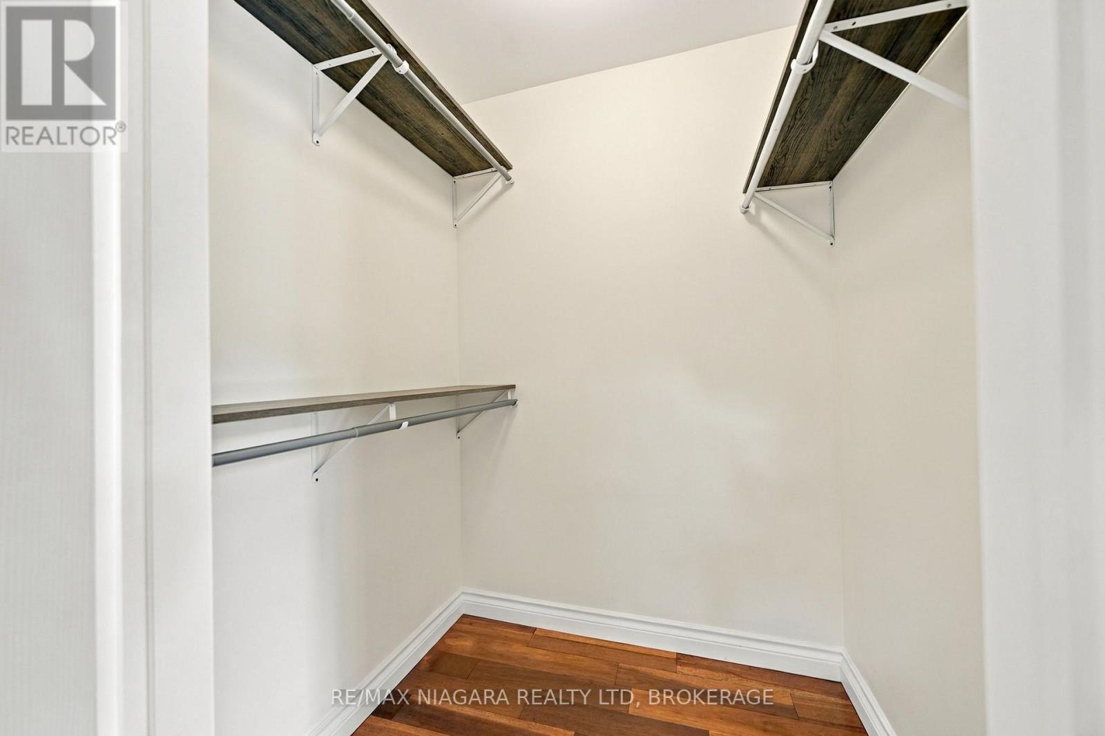 8 Trafalgar Street, St. Catharines, Ontario  L2R 3L7 - Photo 36 - X13779212