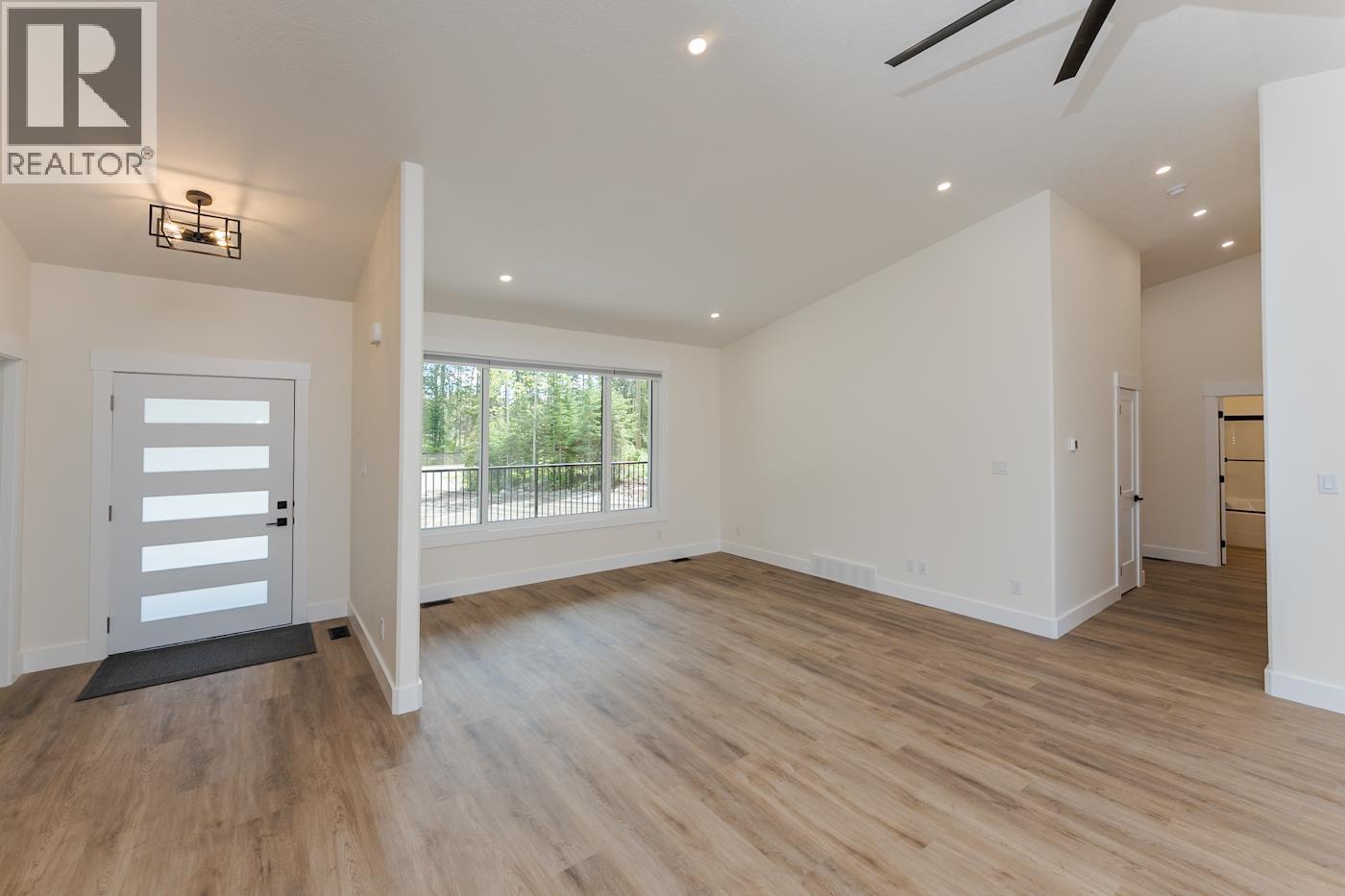 8535 Angel Drive, Prince George, British Columbia  V2K 5J6 - Photo 5 - R3164817