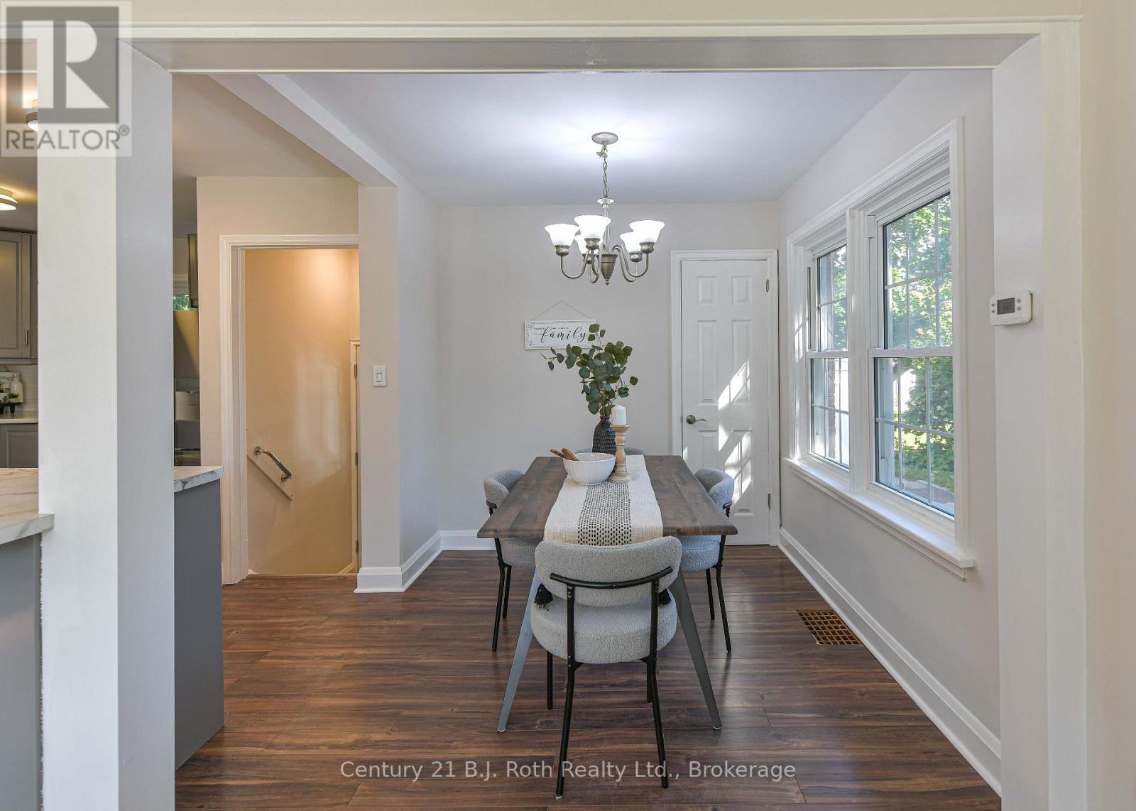 28 Borland Street W, Orillia, Ontario L3V 3R5 - Photo 10 - S13779316