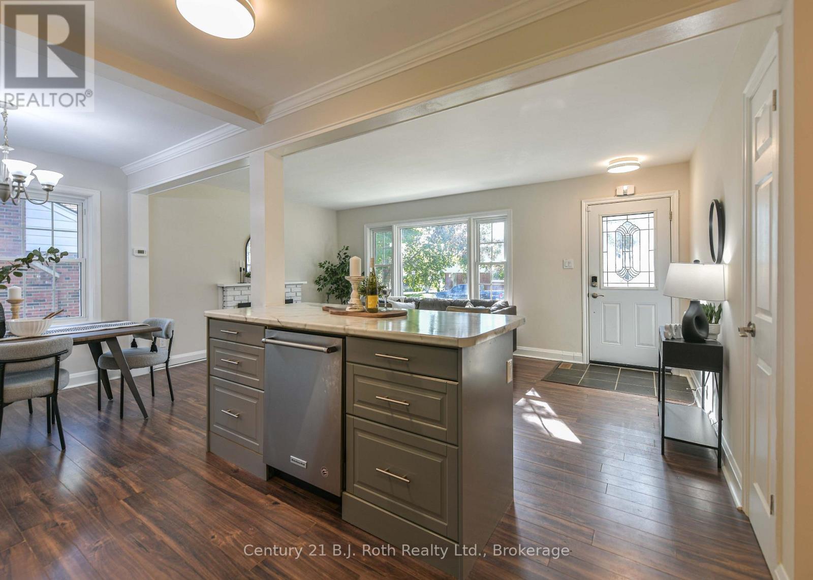 28 Borland Street W, Orillia, Ontario L3V 3R5 - Photo 13 - S13779316