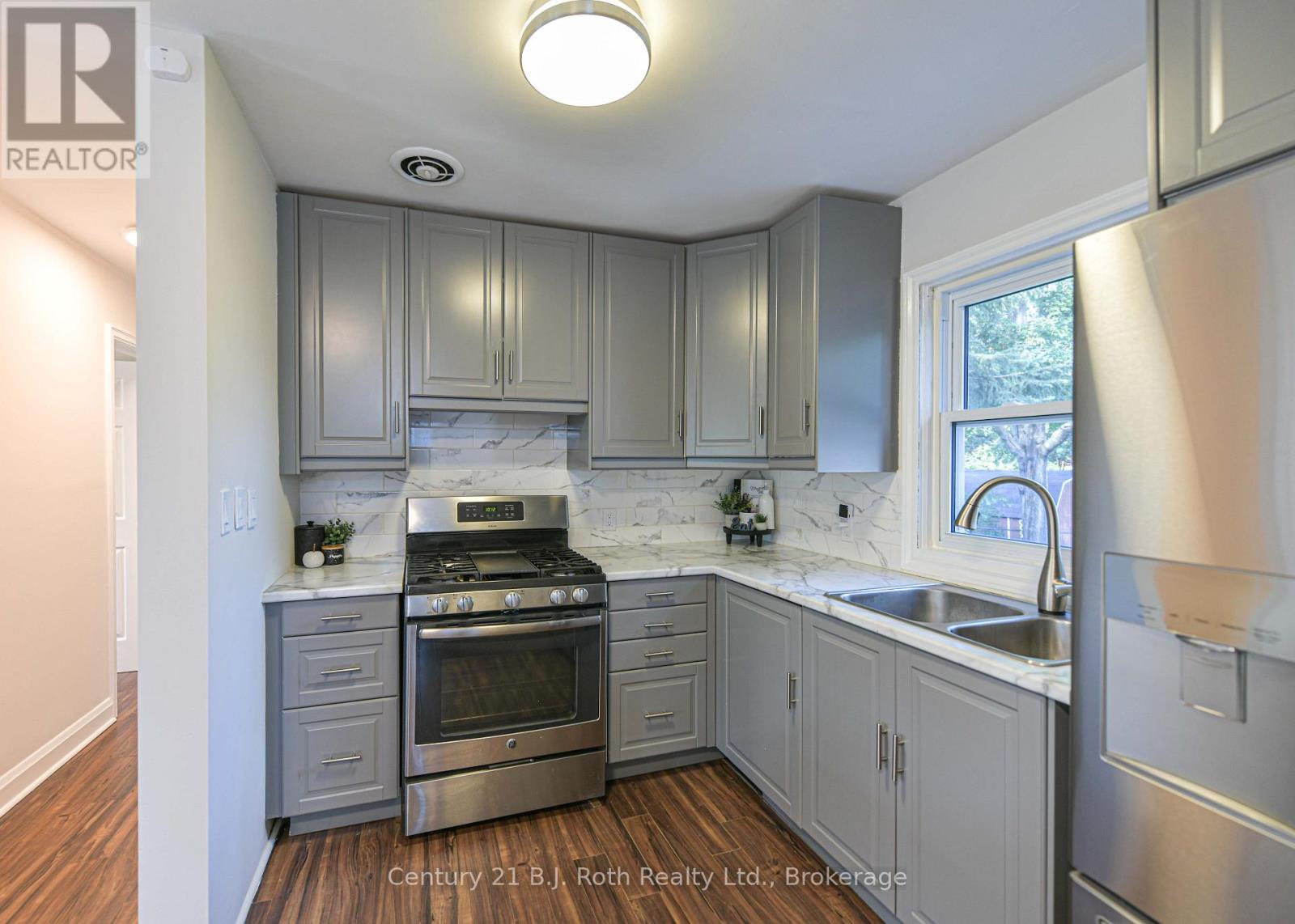 28 Borland Street W, Orillia, Ontario L3V 3R5 - Photo 15 - S13779316