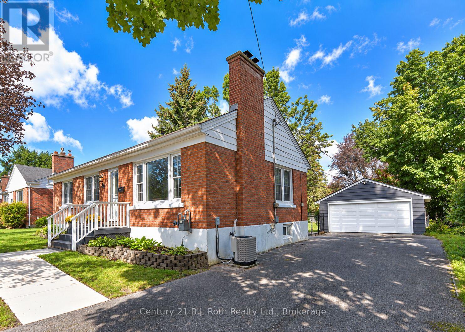 28 Borland Street W, Orillia, Ontario L3V 3R5 - Photo 3 - S13779316