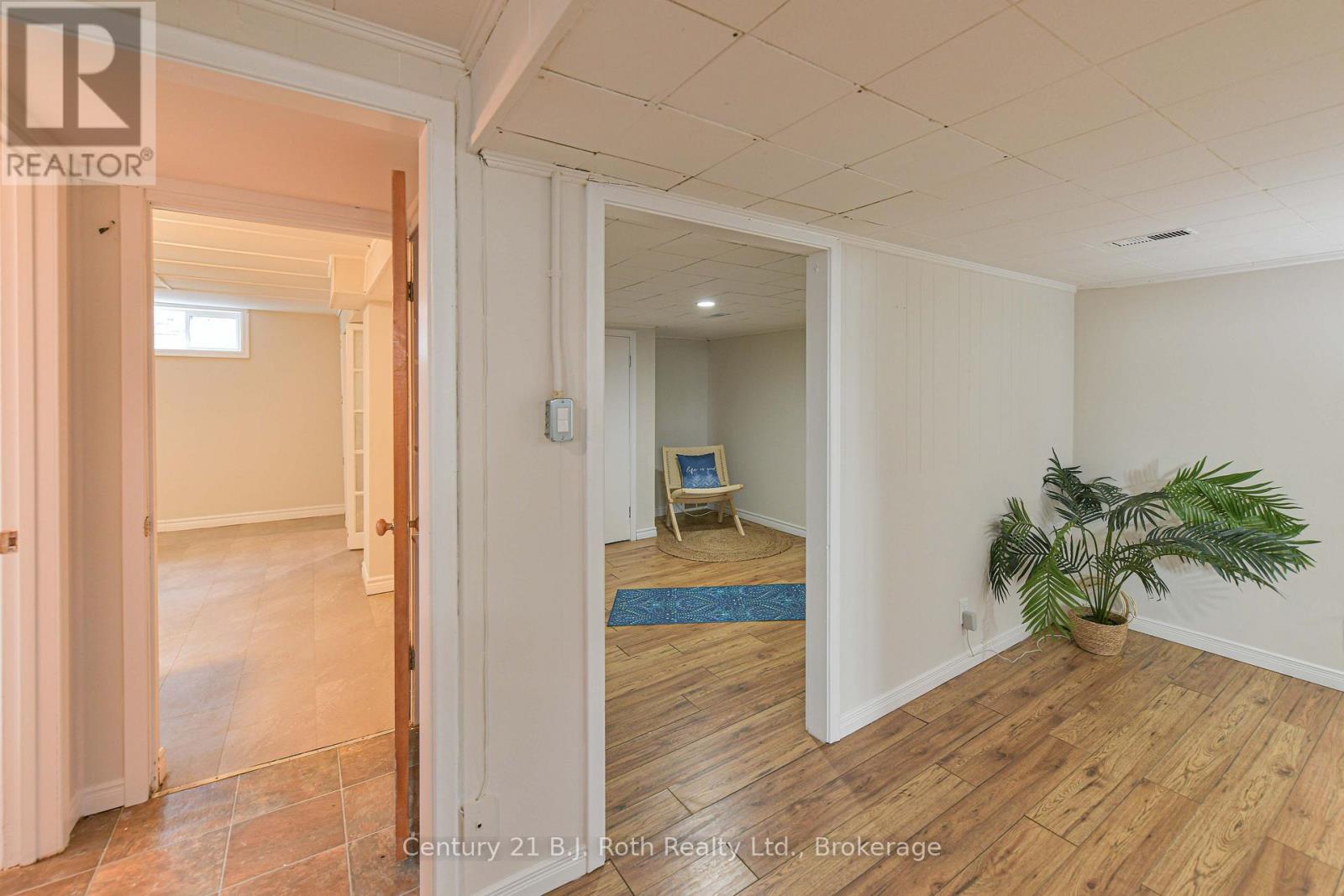 28 Borland Street W, Orillia, Ontario L3V 3R5 - Photo 37 - S13779316