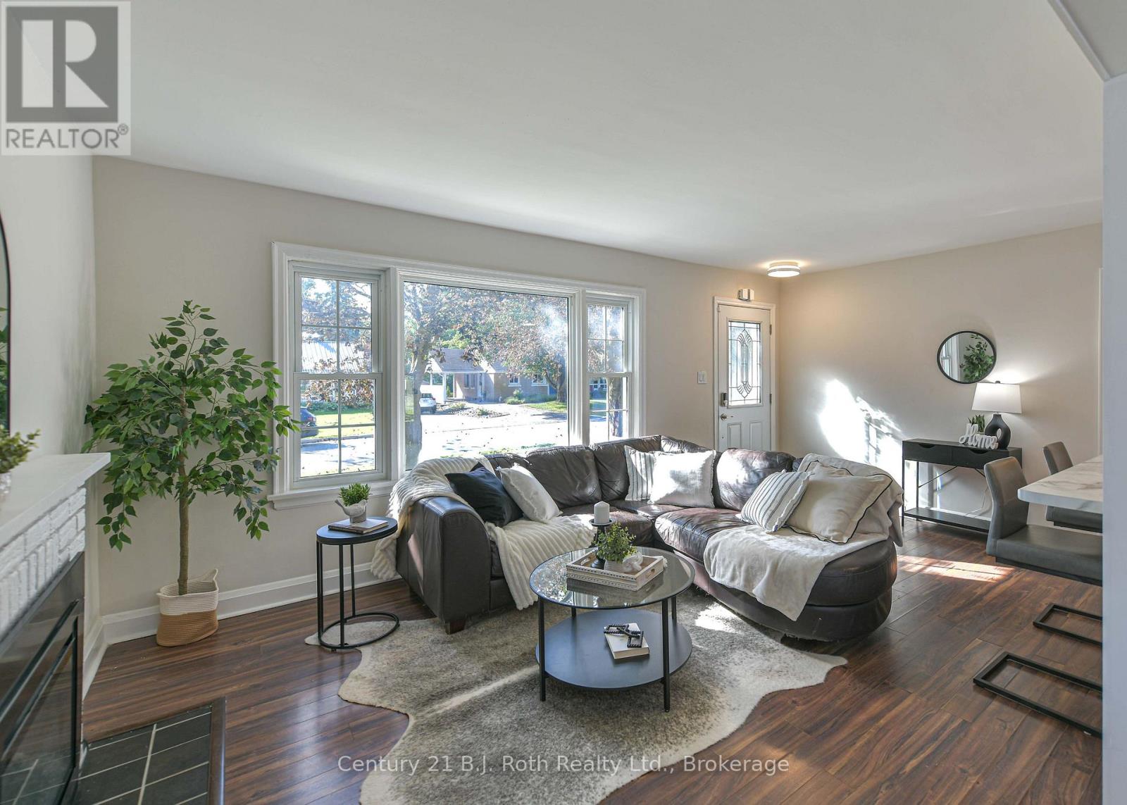 28 Borland Street W, Orillia, Ontario L3V 3R5 - Photo 7 - S13779316