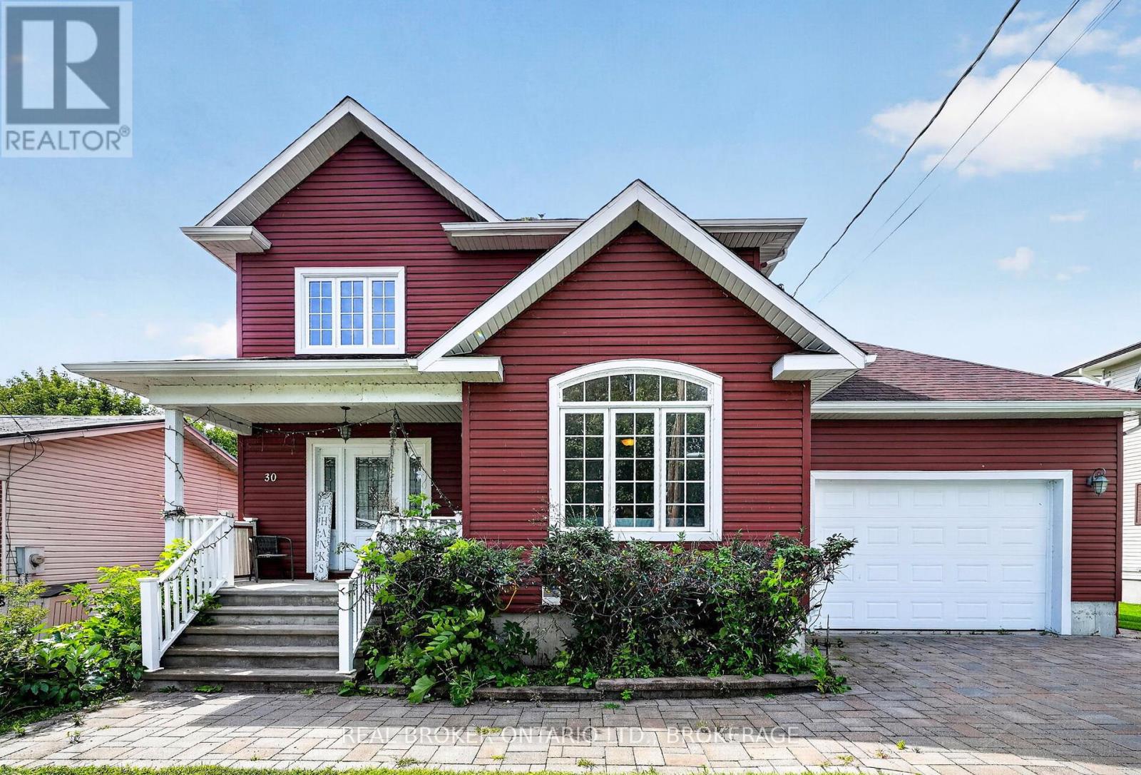 30 High Street, South Glengarry, Ontario  K0C 1M0 - Photo 1 - X13779266