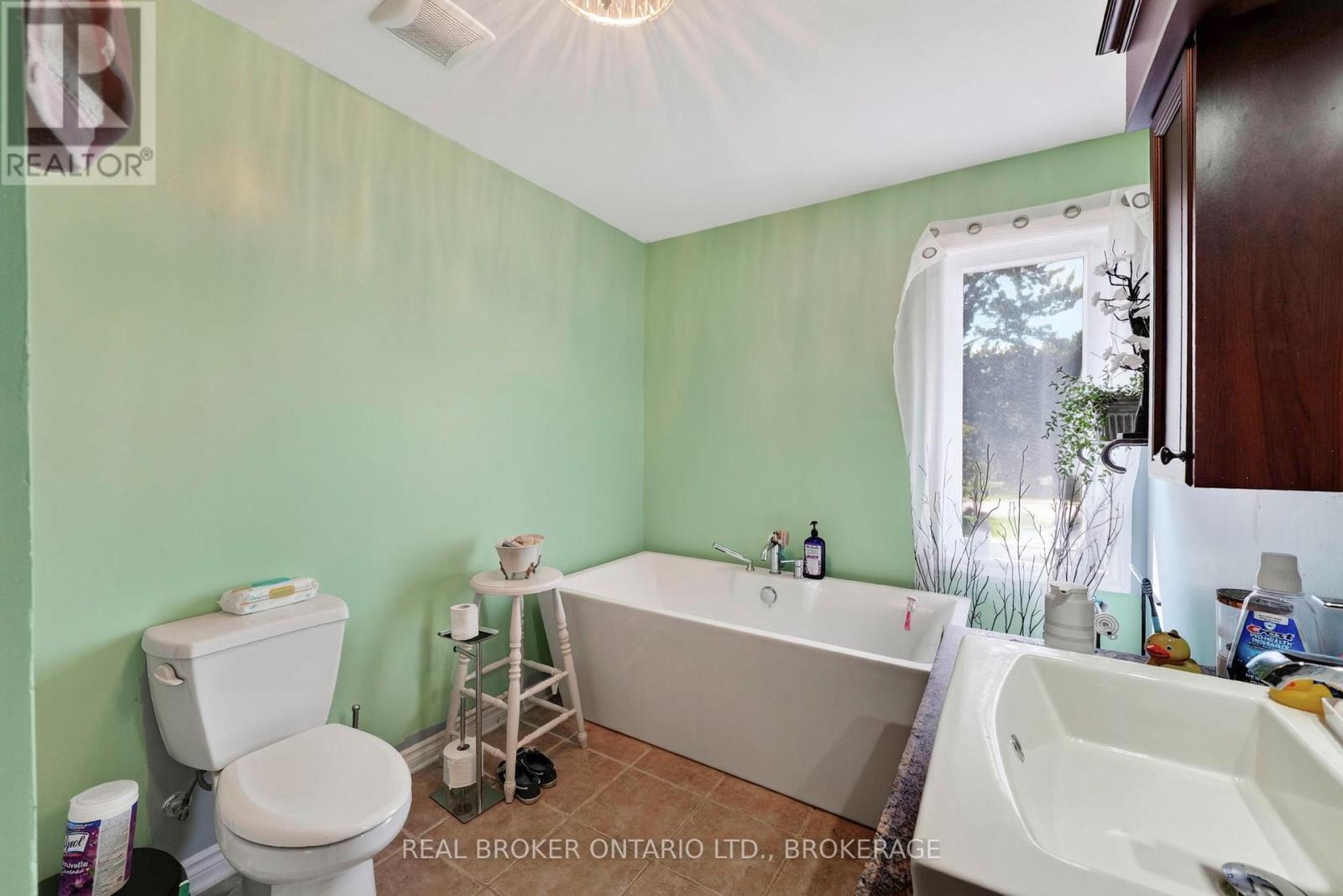 30 High Street, South Glengarry, Ontario  K0C 1M0 - Photo 15 - X13779266