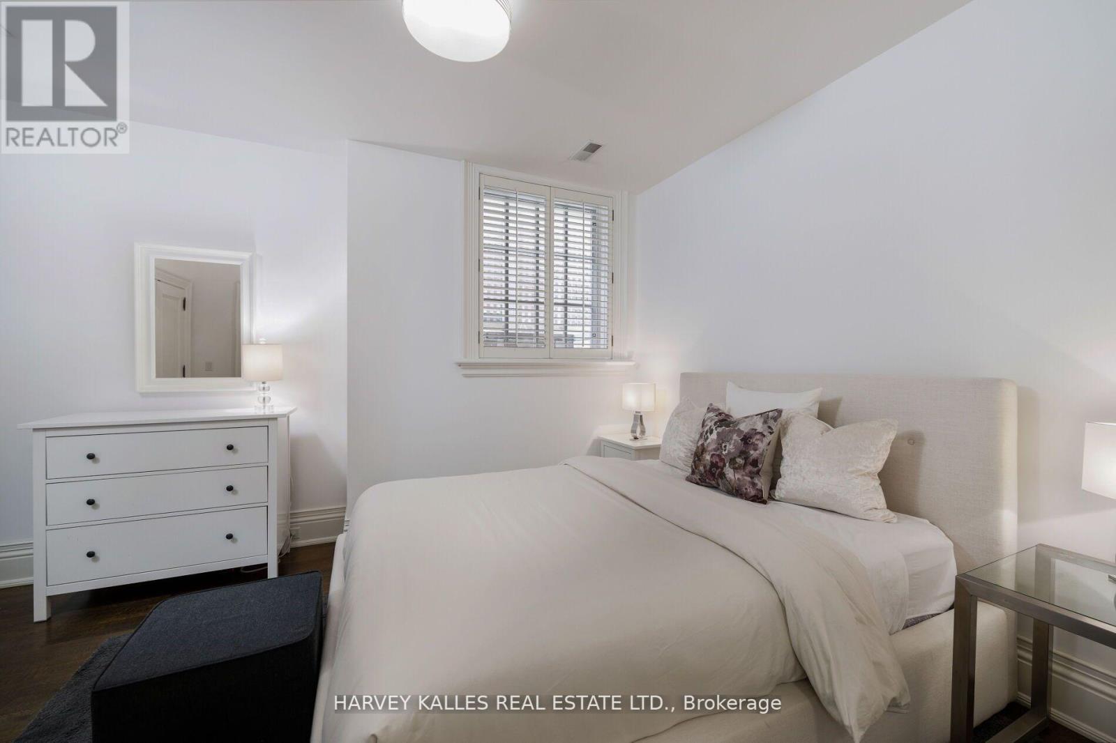 215 Dunvegan Road, Toronto, Ontario  M5P 2P2 - Photo 44 - C13779030
