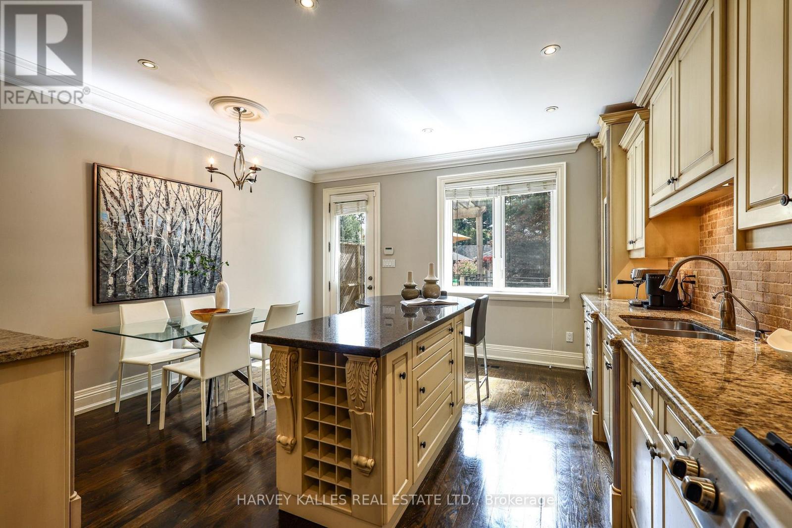 599 Woburn Avenue, Toronto, Ontario  M5M 1M2 - Photo 12 - C13779050