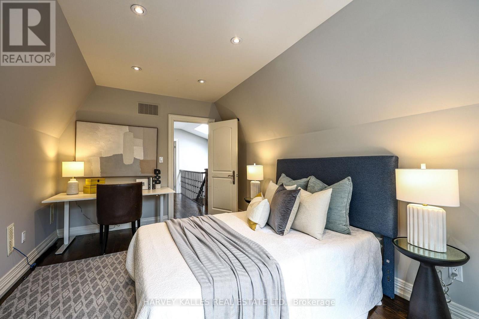 599 Woburn Avenue, Toronto, Ontario  M5M 1M2 - Photo 29 - C13779050