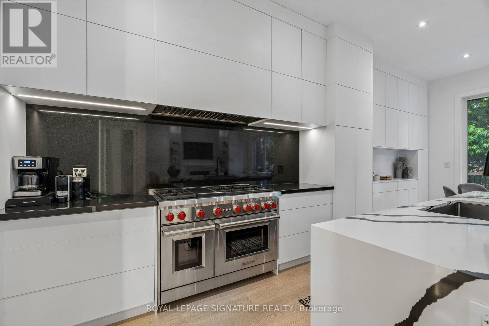 115 Whitmore Avenue, Toronto, Ontario  M6C 2H6 - Photo 14 - C13779136
