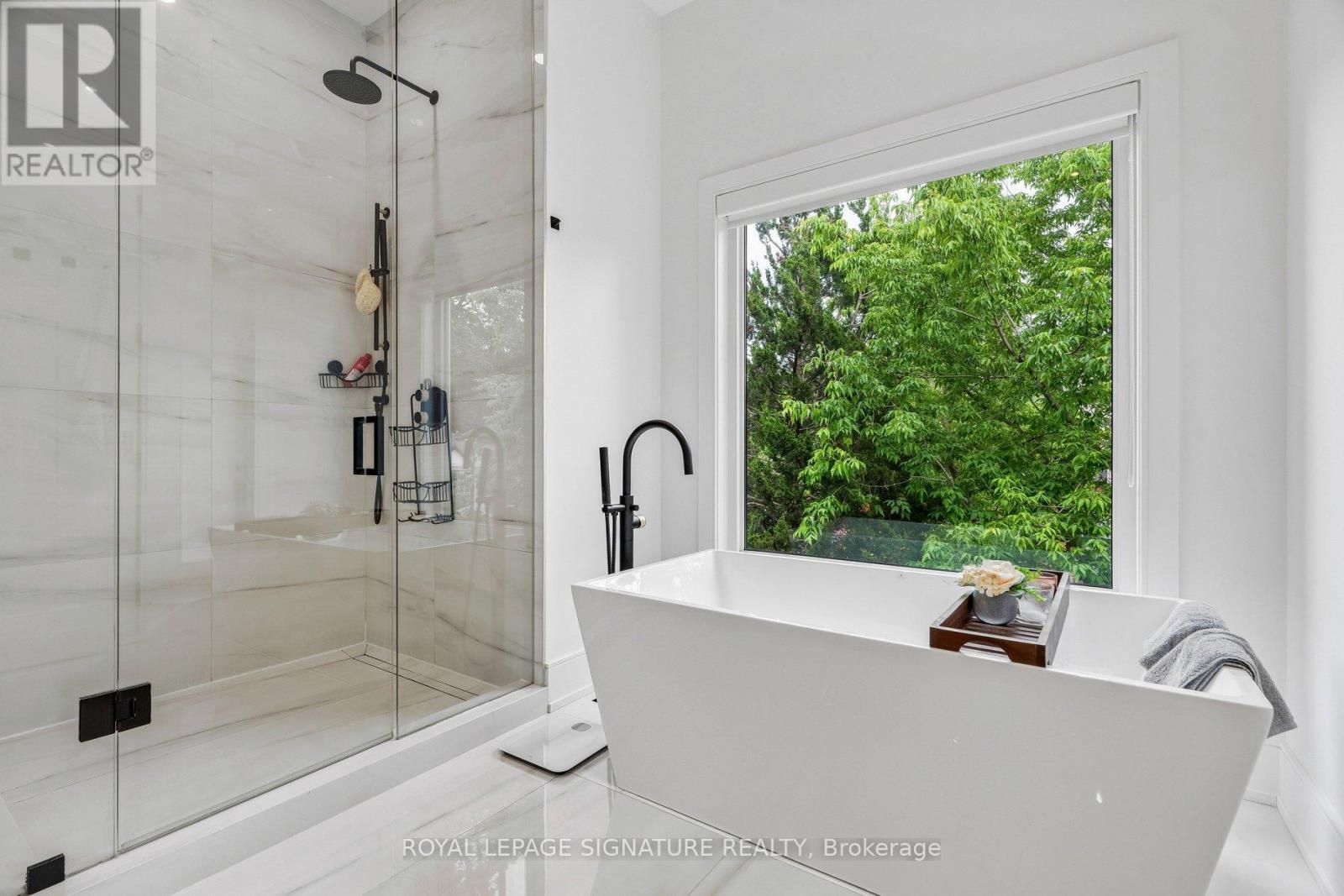 115 Whitmore Avenue, Toronto, Ontario  M6C 2H6 - Photo 36 - C13779136