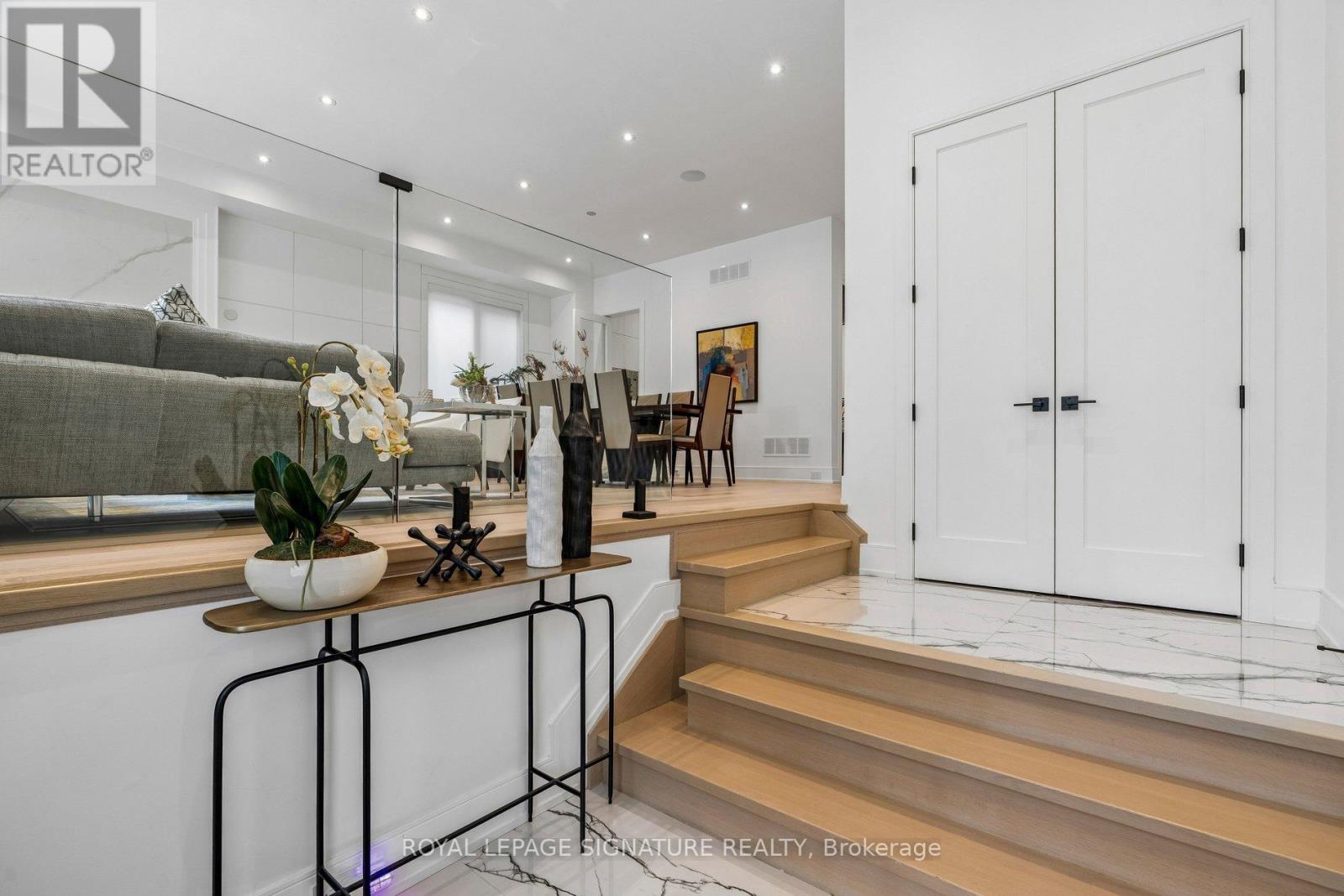 115 Whitmore Avenue, Toronto, Ontario  M6C 2H6 - Photo 5 - C13779136