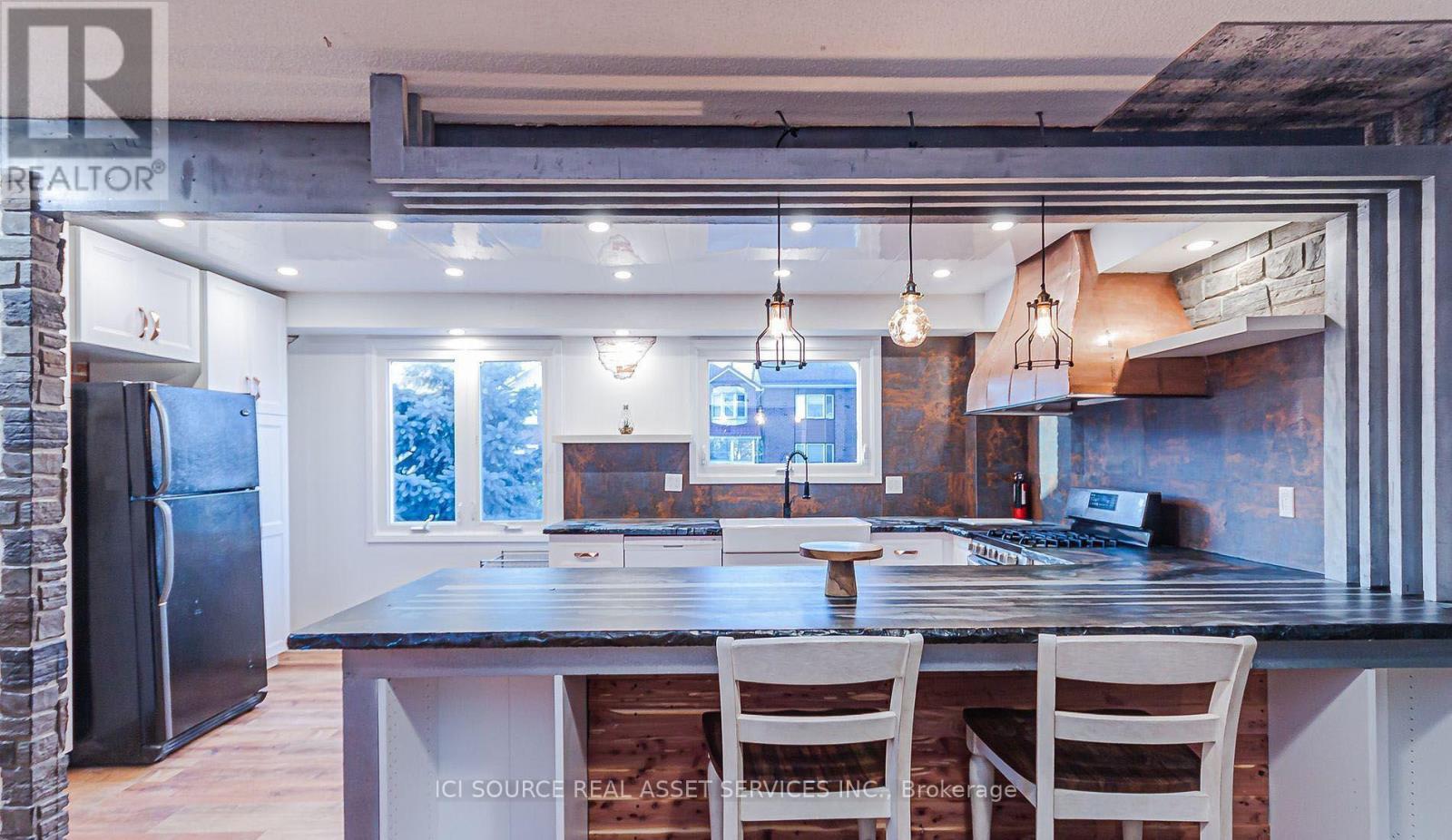 Main Fl - 3 Festival Drive, Toronto, Ontario  M2R 3T9 - Photo 2 - C13779230