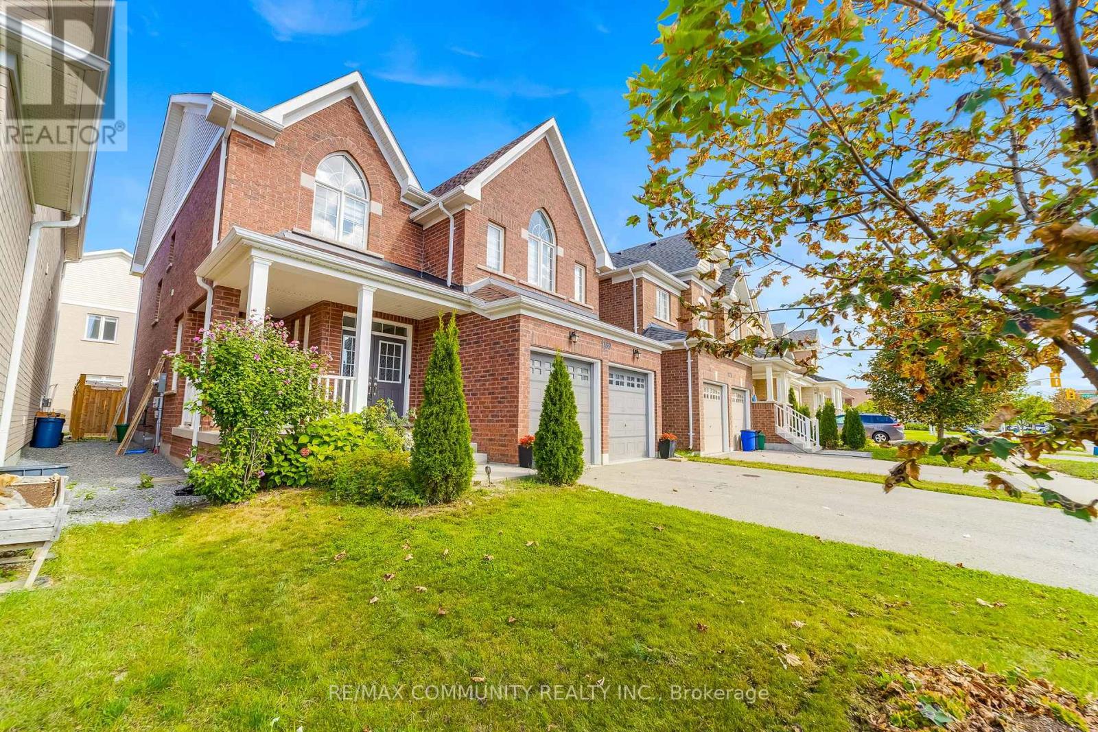 1169 Greenhill Avenue, Oshawa, Ontario  L1K 0X8 - Photo 3 - E13779024