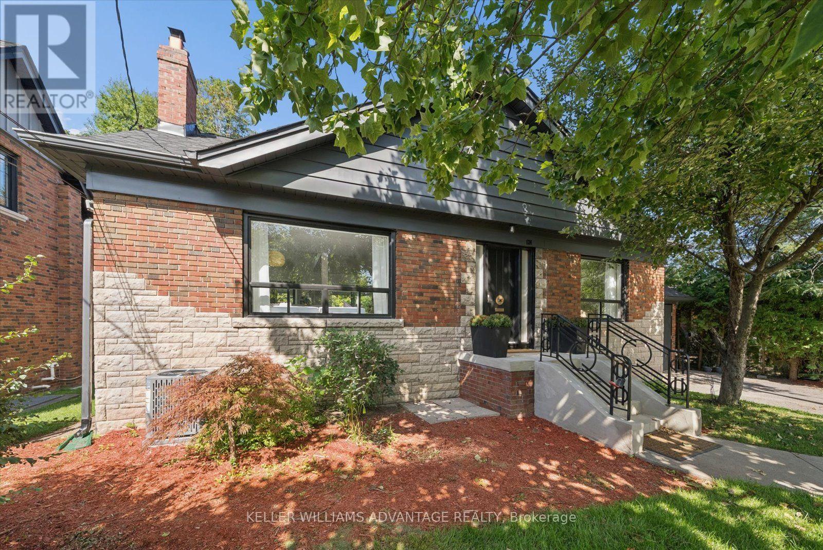 124 GLENWOOD CRESCENT, Toronto, Ontario