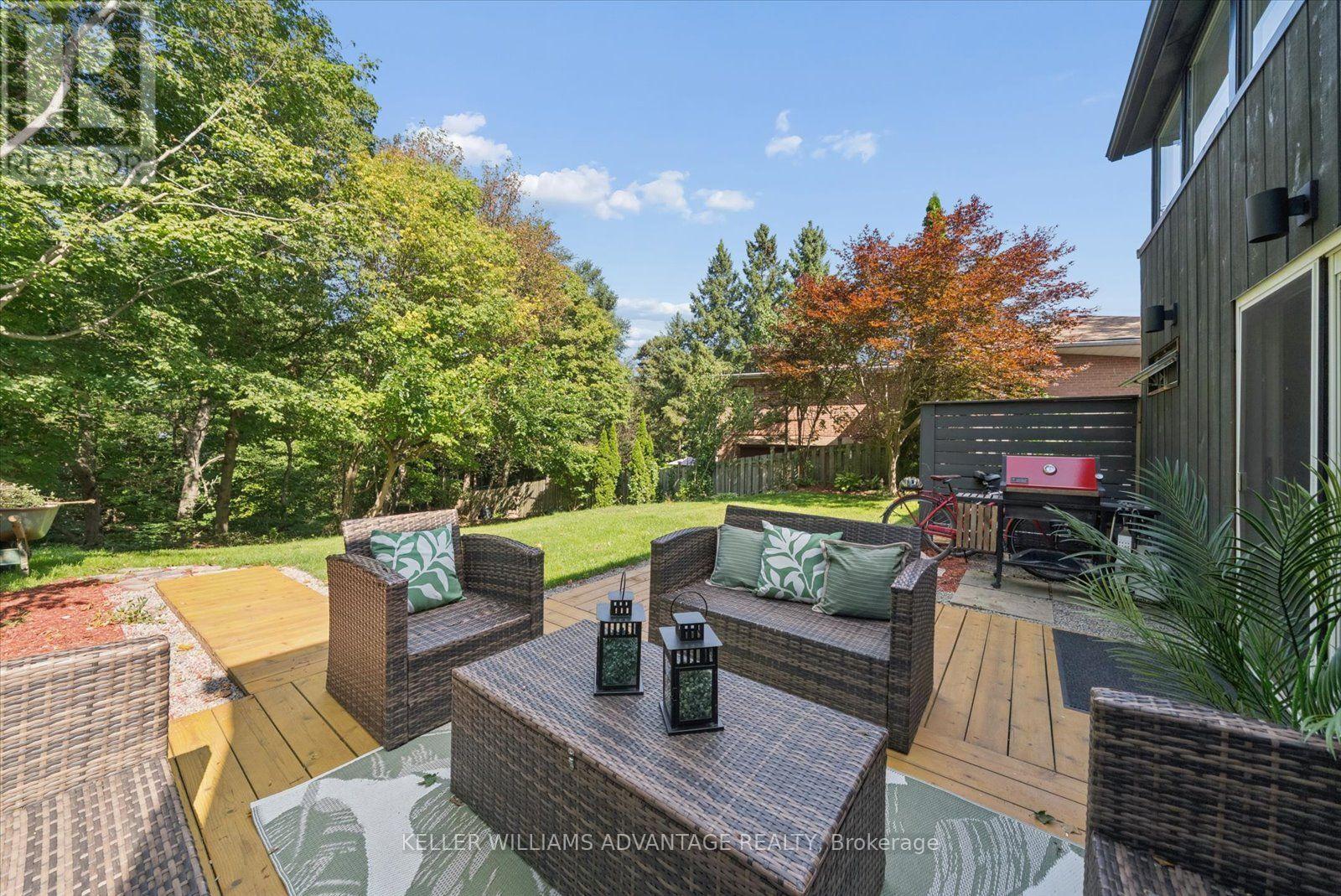 124 Glenwood Crescent, Toronto, Ontario  M4B 1K2 - Photo 28 - E13779110