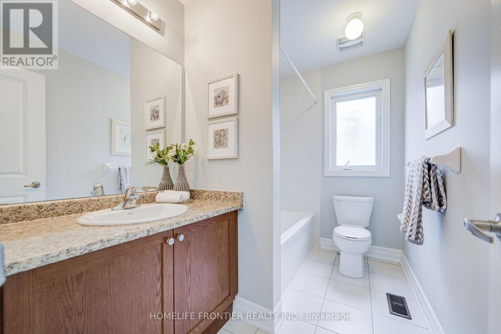 48 Robert Wilson Crescent, Georgina, Ontario  L4P 0G9 - Photo 19 - N13778998