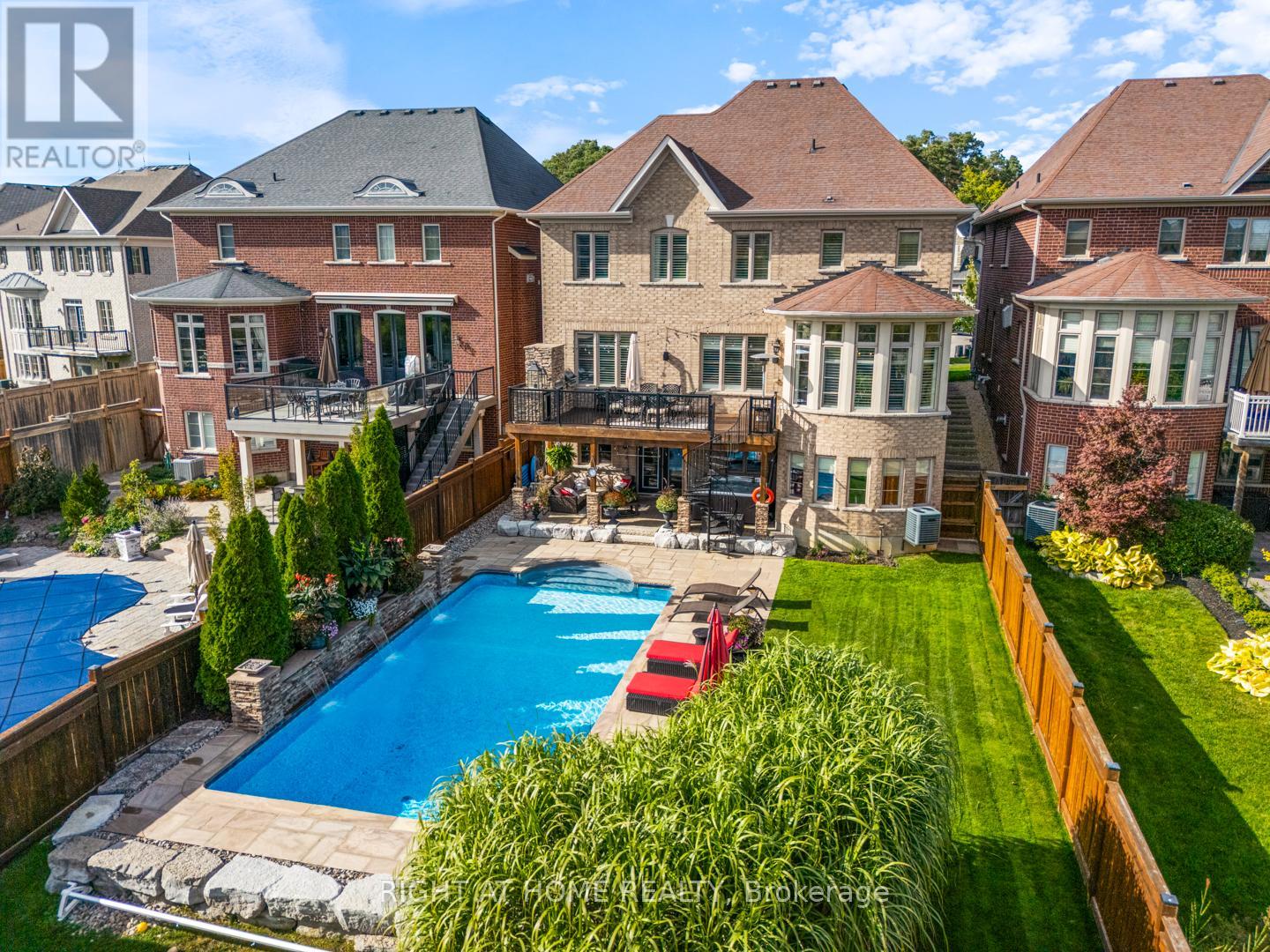 126 Vines Place, Aurora, Ontario  L4G 0R7 - Photo 7 - N13779042
