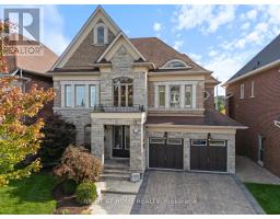 126 VINES PLACE, Aurora, Ontario