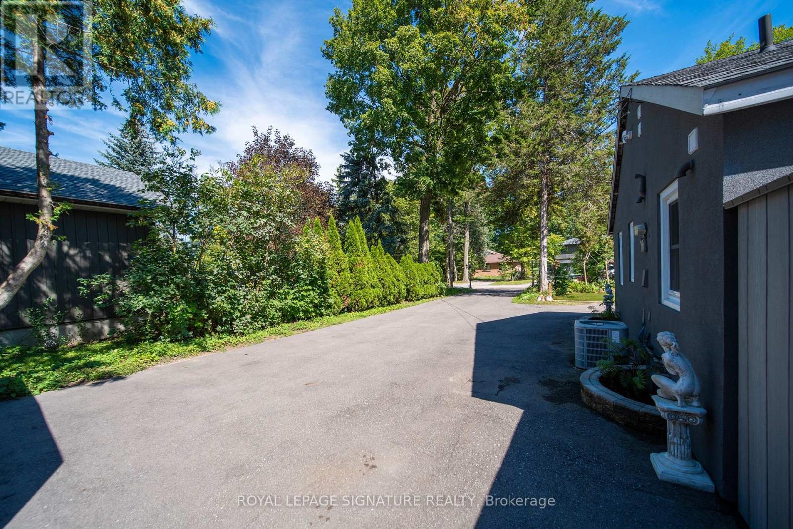 2020 Kate Avenue, Innisfil, Ontario  L9S 1Y2 - Photo 29 - N13779088