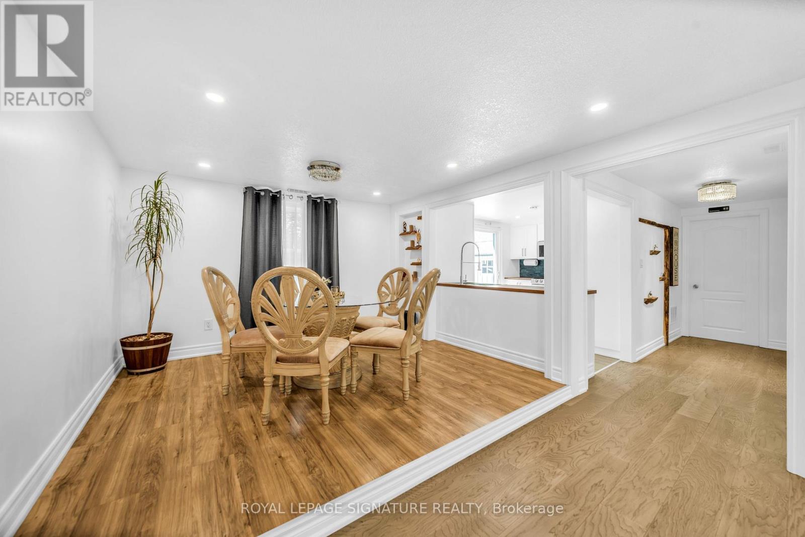 2020 Kate Avenue, Innisfil, Ontario  L9S 1Y2 - Photo 9 - N13779088